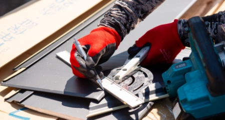 職人直営の雨漏り修理専門店